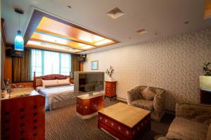 In-stone Motel 객실 침대