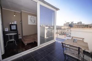 Balkón nebo terasa v ubytování CconfortHotels R&B Cavour