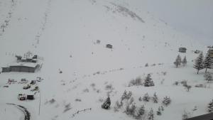 Apartamento El sarrio during the winter