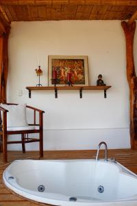 Koupelna v ubytování Origenes Spa & Lodging