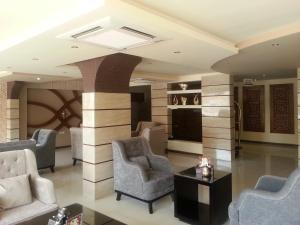Zona de hol sau recepție la Dorar Darea Hotel Apartments- Al Malqa 2