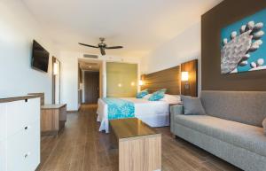 Posezení v ubytování Hotel Riu Bravo - 0'0 All Inclusive