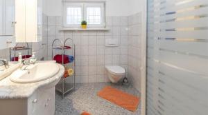 Vannituba majutusasutuses Haus Sahin