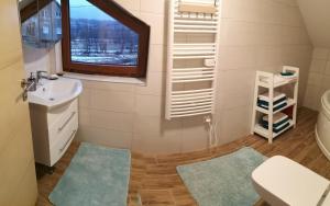 Ένα μπάνιο στο Mountain home JASNA +22 φωτογραφίες