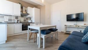 A kitchen or kitchenette at Italianway - Baracca 7 B