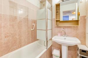 Koupelna v ubytování Les Fauvettes - appartement vue imprenable sur montagne