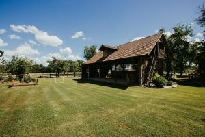 Zahrada ubytování Treehouse Drevesna hiška Štrkovo gnezdo Ranč Jureš