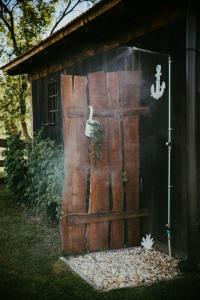 Fotografie z fotogalerie ubytování Treehouse Drevesna hiška Štrkovo gnezdo Ranč Jureš v destinaci Ljutomer