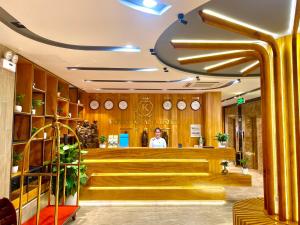 Khu vực sảnh/lễ tân tại Royal Khanh Hotel