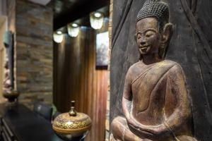 Fotografie z fotogalerie ubytování Botum Palace Hotel v Phnompenhu