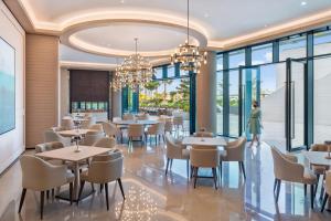 Restaurace v ubytování Address Beach Resort