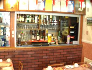 Bebidas en Jollies Hotel