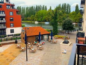 River View - Kingston