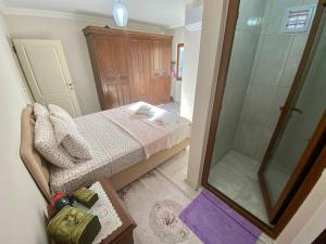 Ein Bett oder Betten in einem Zimmer der Unterkunft Trabzon Seaside