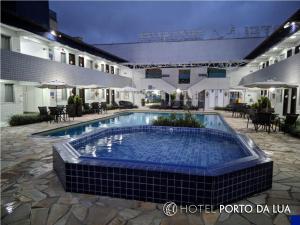 Bazén v ubytování Hotel Pousada Porto da Lua nebo v jeho okolí