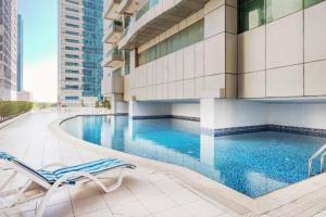 Gallery image of skynest holiday homes sea view 1 bedroom apartment dubai marina 1011 in Dubai