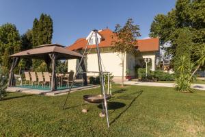 Dio Apartmanok 8630 Balatonboglár, Kisfaludy utca 6-8 kép - 2