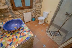 Koupelna v ubytování Casa Rural Cortijo Pesquera