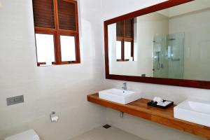 Bagno di Amaranthe Bay Resort & Spa