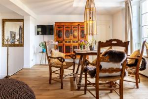 Televisyen dan/atau pusat hiburan di Loblocher Weinkiste