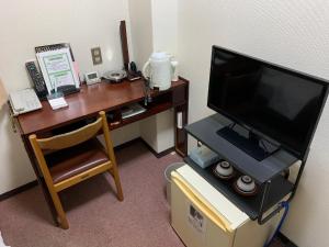 TV a/nebo společenská místnost v ubytování Matsue Urban Hotel Lake Inn