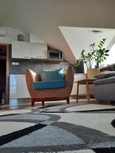 Posedenie v ubytovaní Kamilla Apartman Villapark