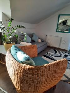 Posedenie v ubytovaní Kamilla Apartman Villapark