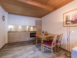 Kuchnia lub aneks kuchenny w obiekcie Appartementhaus Talwinkel