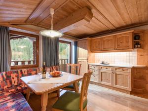 Kuchnia lub aneks kuchenny w obiekcie Appartementhaus Talwinkel