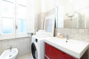 Koupelna v ubytování Starhost - CHEZ MAMIE + 64 fotografií