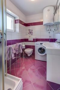 Photo de la galerie de l'établissement Apartment Karin, à Veli Lošinj 22 autres photos