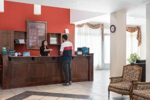 The lobby or reception area at Hotel Amado