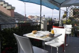Balkón nebo terasa v ubytování Hotel Colombo Genova + 20 fotografií