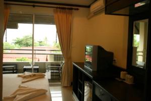 TV a/nebo společenská místnost v ubytování Marina Beach Resort - SHA Extra Plus