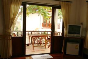 TV a/nebo společenská místnost v ubytování Marina Beach Resort - SHA Extra Plus