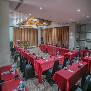 Restaurace v ubytování Howard Johnson By Wyndham Pekalongan