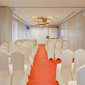 Konferenční prostory v ubytování Howard Johnson By Wyndham Pekalongan