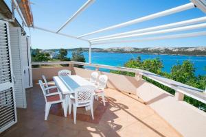 Gallery image of Apartmani Kaštel in Stara Novalja +34 photos