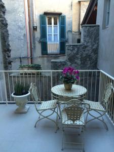 Balcone o terrazza di Dimora del Vicolo Appartamento Giglio