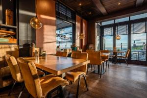 Posezení v ubytování Hotel Zeezicht