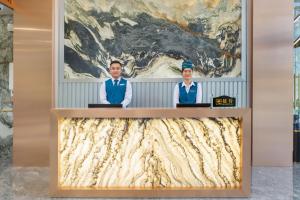 Staff di Calix Hotel Da Nang Beach