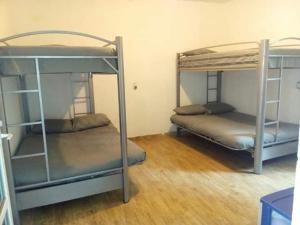 Experiencia Teques tesisinde bir ranza yatağı veya ranza yatakları