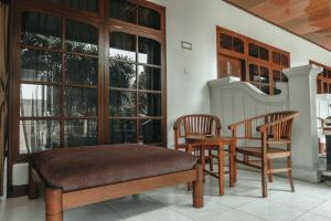 Istumisnurk majutusasutuses Sekar Arum Riverside Resort in Canggu