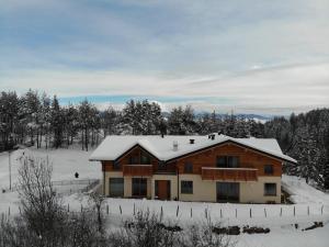 冬天的Bioagritur La Casa dei Trajeri