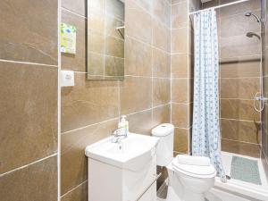 Koupelna v ubytování Hostal Jireh + 37 fotografií