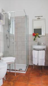 Koupelna v ubytování MaNanna B&B