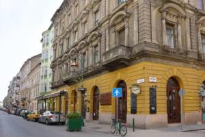 Gallery image of ORANGEHOMES two bedroom apartment Ráday str. in Budapest