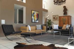 Gallery image of Villa Ysara, Pool Villa with lake Lucerne View in Luzern +99 photos