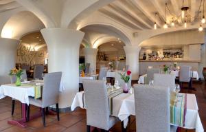 En restaurang eller annat matställe på Le Domaine de Falgos Golf & Spa