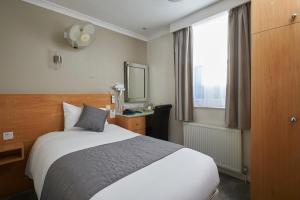 Gallery image of Luna And Simone Hotel in London